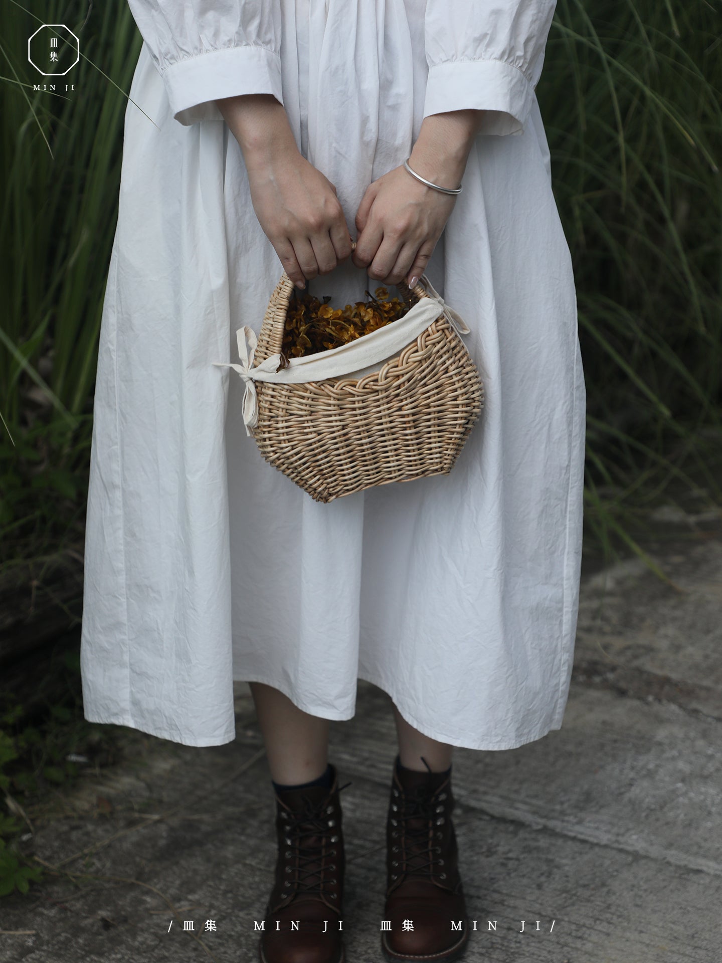 Arts & Entertainment,Hobbies & Creative Arts,Arts & Crafts,Craft Organization,Sewing Baskets & Kits