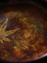 The Maple Lacquer Tray by Piexlculpt is a handcrafted tea tray made with natural lacquer and a delicate maple leaf gold-foil finish. Its handmade texture and subtle shine evoke timeless serenity, ideal for tea ceremonies