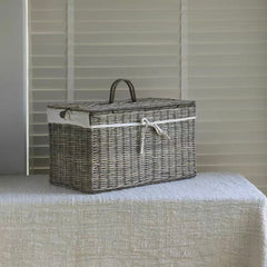 Arts & Entertainment,Hobbies & Creative Arts,Arts & Crafts,Craft Organization,Sewing Baskets & Kits