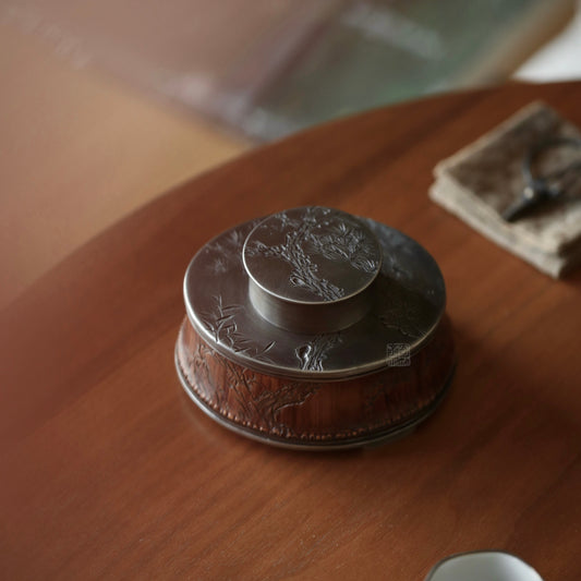 Tanso Engraved Canister