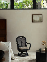 rattan swivel chair, rattan lounge chair, rotating rattan chair, handcrafted chair, natural rattan furniture, handwoven lounge seat, bohemian home decor