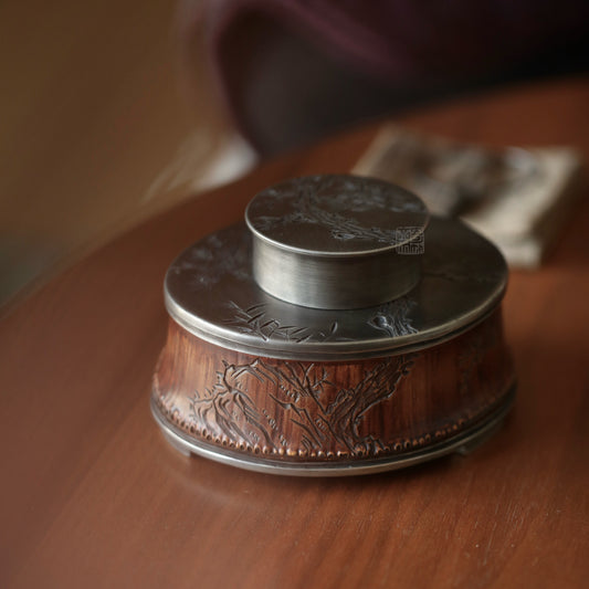 Tanso Engraved Canister