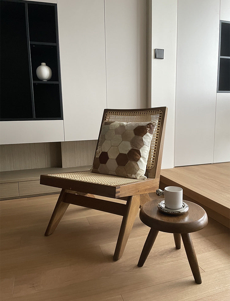 koto stool, round wood stool, japanese minimalist furniture, wabi sabi furniture, solid wood stool, handmade wooden furniture, accent stool, piexlculpt studio, modern wood decor, small wooden stool