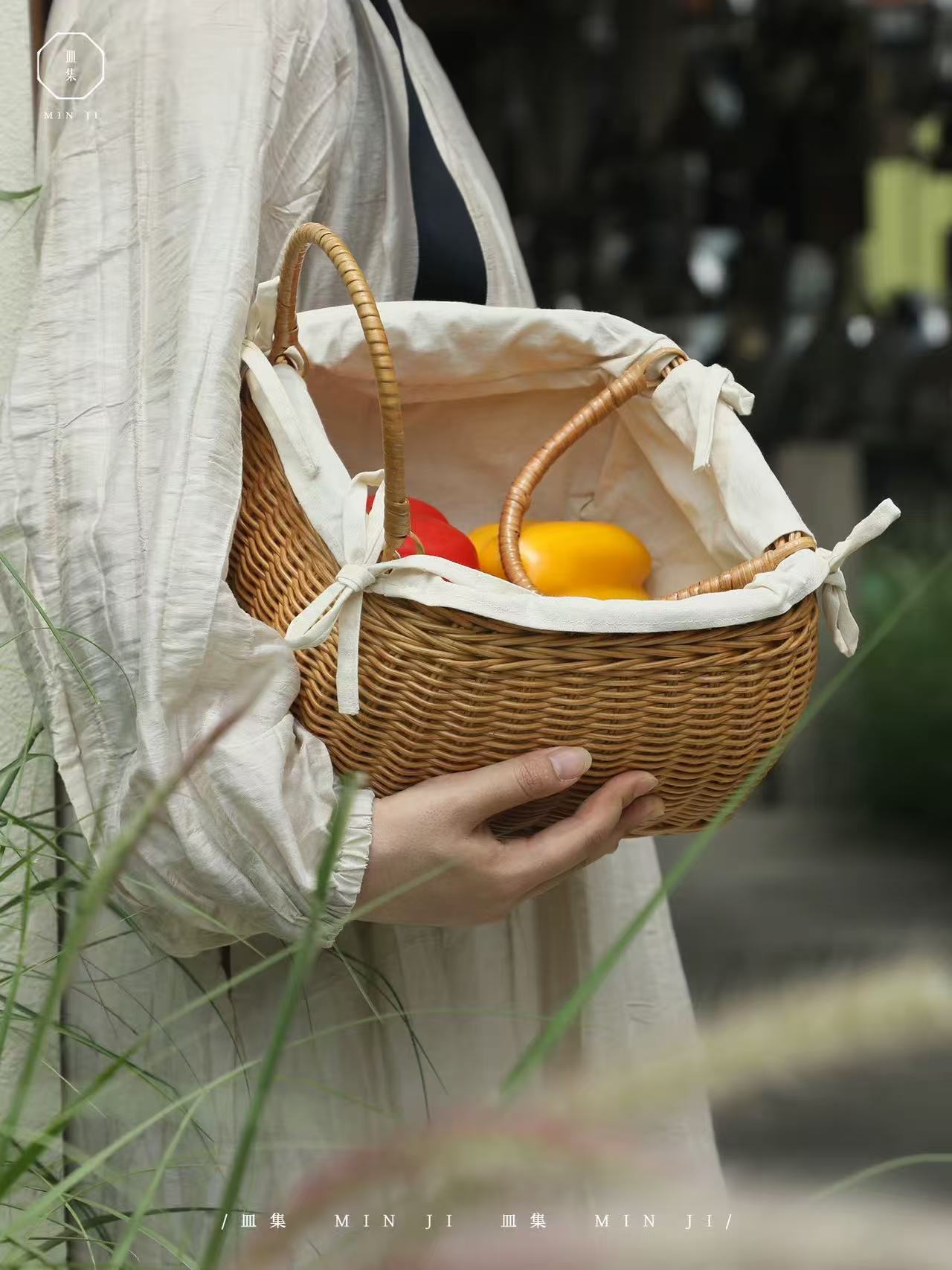 Arts & Entertainment,Hobbies & Creative Arts,Arts & Crafts,Craft Organization,Sewing Baskets & Kits