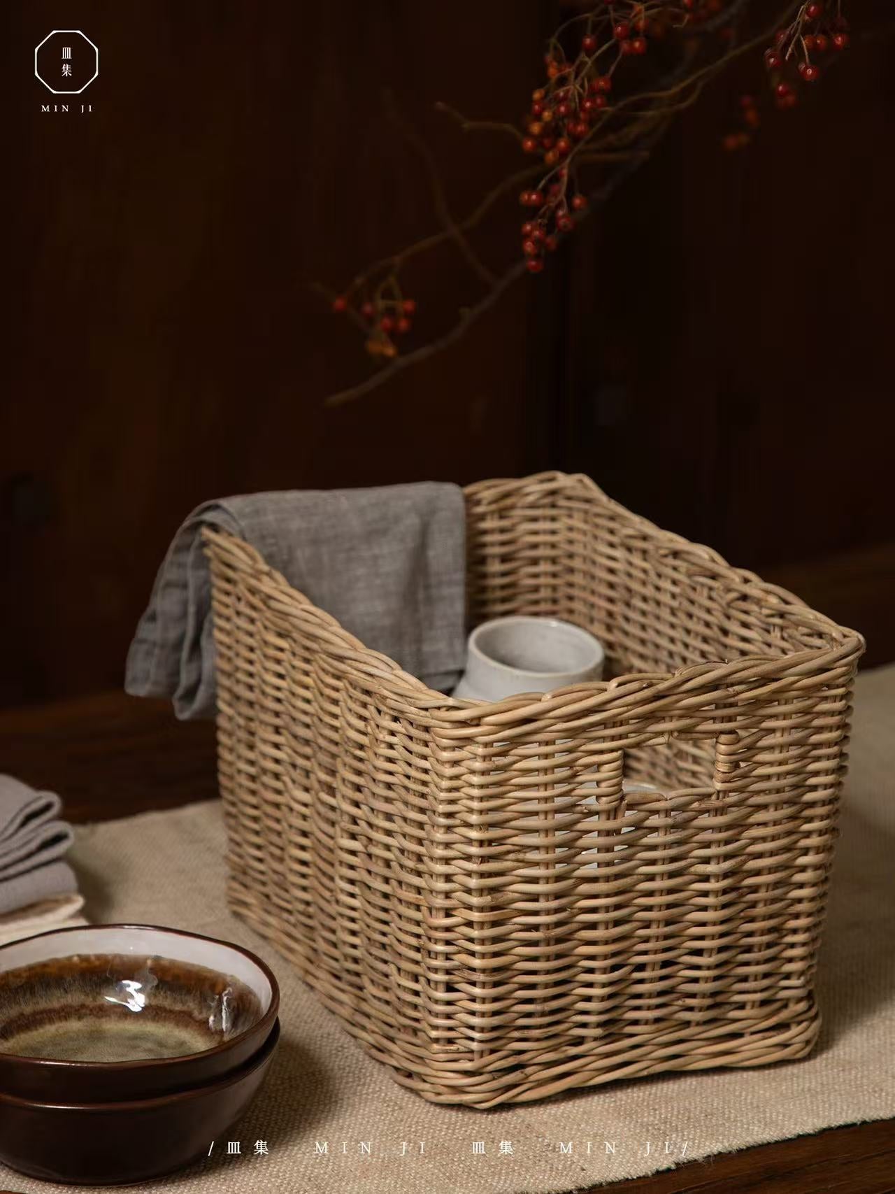 Arts & Entertainment,Hobbies & Creative Arts,Arts & Crafts,Craft Organization,Sewing Baskets & Kits