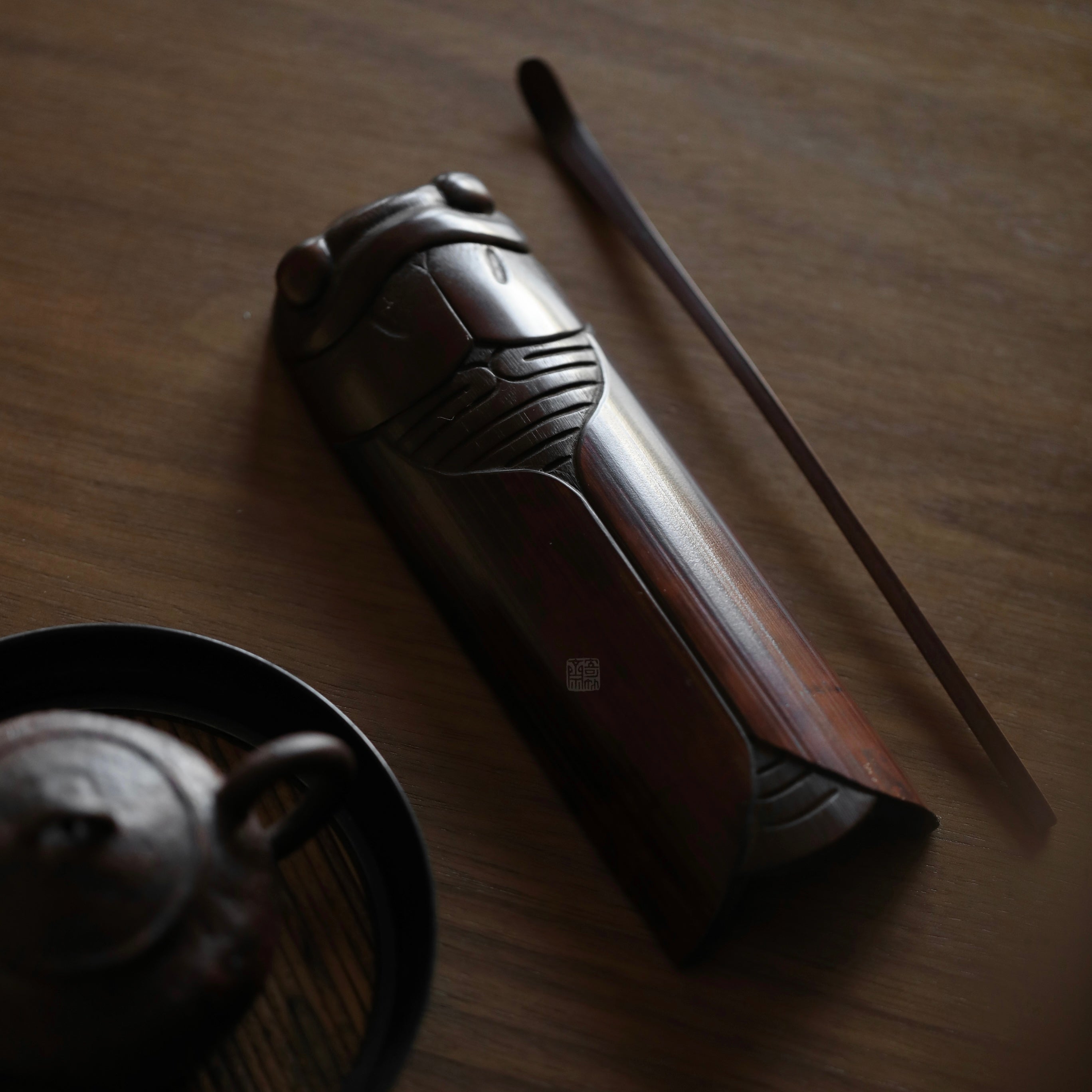 bamboo tea scoop, calligraphy tea scoop, engraved tea utensil, wooden tea accessory, handmade tea tools, gongfu tea ceremony, bamboo leaf holder, artisan tea ware, Piexlculpt Studio, wood engraving art